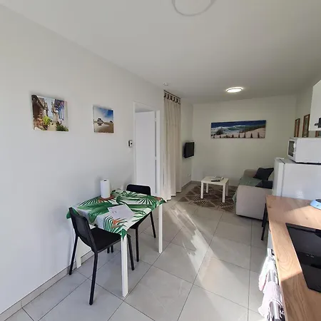 La Hutte, Confort Et Sérénité à