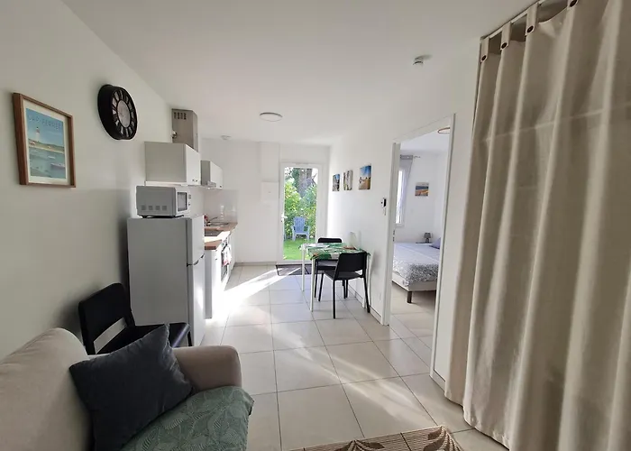 La Hutte, Confort Et Sérénité à *