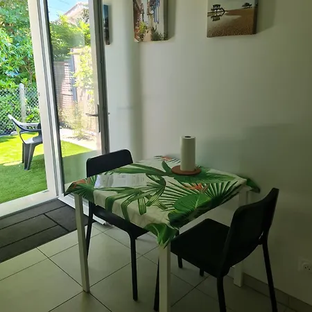 La Hutte, Confort Et Serenite A Apartment *